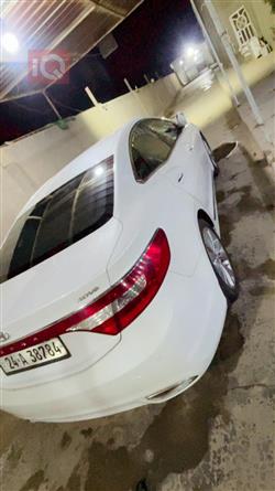 هيونداي أزيرا